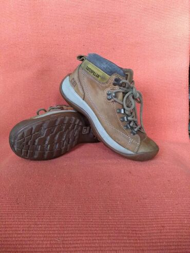 Gležnjače: Gležnjače, 38.5 na lalafo.rs — 7 Gležnjače: Gležnjače, 38.5 — 7