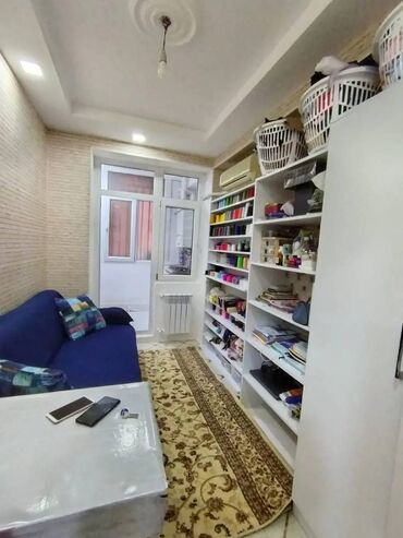 Kommersiya daşınmaz əmlakının satışı: Xırdalanda,Seyfəddin dağlı küçəsi, yol kenarı yeni tikili 5 mərtəbə — 9