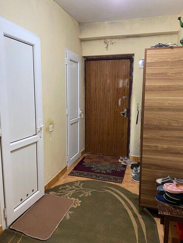 Köhnə tikili: Bakı, Bakıxanov qəs., 3 otaqlı, Köhnə tikili, 75 kv. m — 2