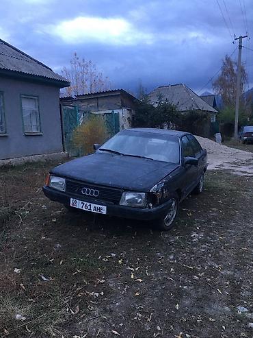 maxda demio: Audi 100: 1985 г., Седан — 1