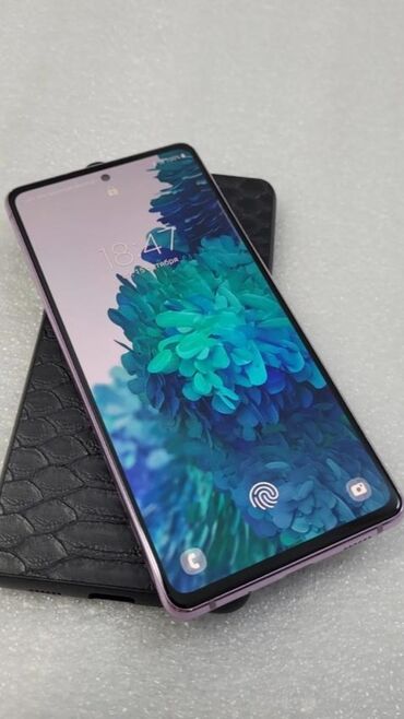 телефон поко 6: Samsung Galaxy S20, Колдонулган, 128 ГБ, түсү - Кызгылт көк, 1 SIM