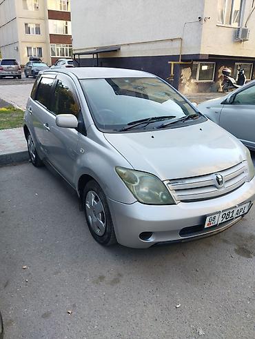 vaz 2114: Toyota Ist: 2003 г., 1.3 л, Автомат, Бензин, Хэтчбэк — 8