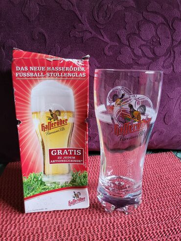 Čaše: Casa nova,vintaz Hasseroder Premium Pils sa 5 stopica — 2