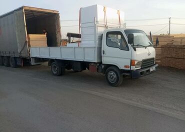 пьедесталом раковина с: Porter, Регион боюнча, Шаар ичинде, жүк ташуучу жумушчусу менен