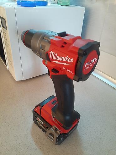 шуруповерт аккумуляторный: Продаю шуруповерт milwaukee 2904-20 с аккумулятором . Себестоимость — 2