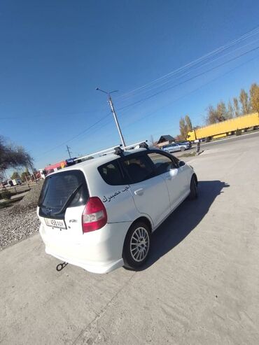 Honda: Honda Fit: 2002 г., 1.3 л, Вариатор, Бензин, Универсал