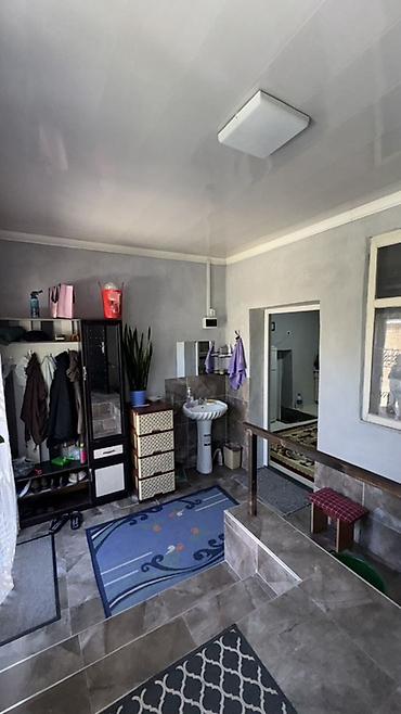 Продажа коттеджей и домов: 🏡 Продаётся дом в Балыкчы! 📍 Дом расположен в хорошем, развитом — 30