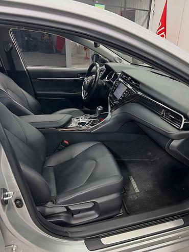 Продажа авто: Toyota Camry: 2020 г., 2.5 л, Автомат, Гибрид, Седан — 4