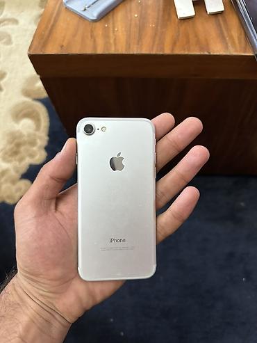 Apple iPhone: IPhone 7, 32 GB, Gümüşü, Barmaq izi — 2
