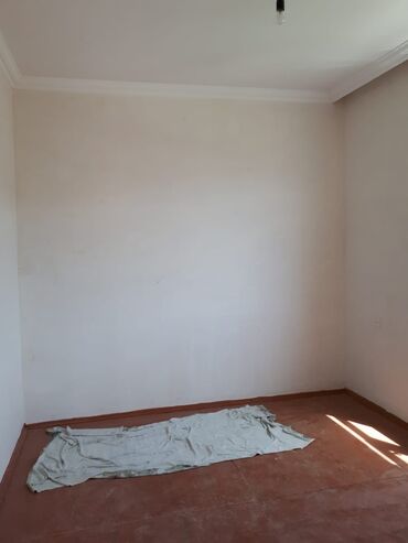 Həyət evləri və villaların satışı: Binəqədi qəs. 3 otaqlı, 70 kv. m, Kredit yoxdur, Orta təmir — 10