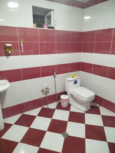 Həyət evləri və villaların satışı: 6 otaqlı, 225 kv. m, Kredit yoxdur, Orta təmir -da lalafo.az — 10 Həyət evləri və villaların satışı: 6 otaqlı, 225 kv. m, Kredit yoxdur, Orta təmir — 10