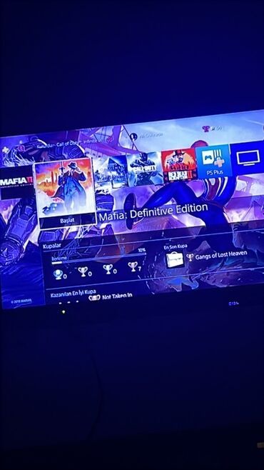 playstation ucuz: Playstation 4 slim ideal vəziyətdə plombu açılmıyıb dolu oyunla ps5
