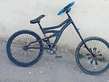 velosipedler 24: Unikal özəlləşdirilmiş velosiped – sükan yerinə avtomobil sükanı ilə — 1