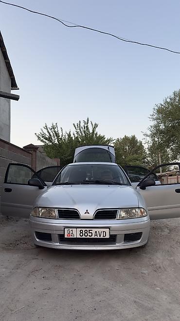 passat variant: Mitsubishi Carisma: 2001 г., 1.6 л, Механика, Бензин, Седан — 1