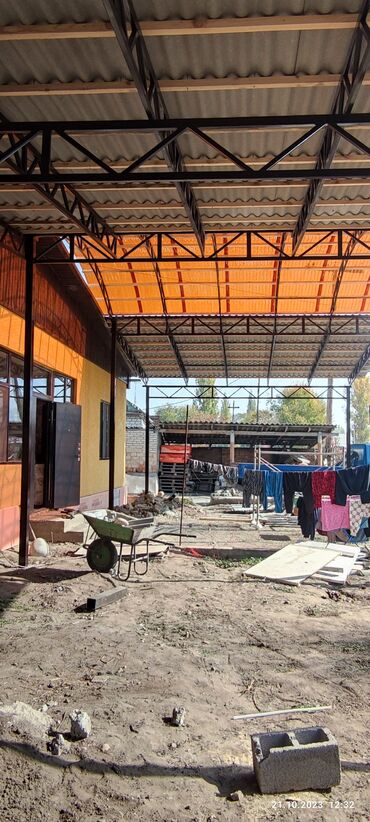 Кровля крыши: Изготовление и монтаж металлоконструкций навесов магазинов и ангаров — 3