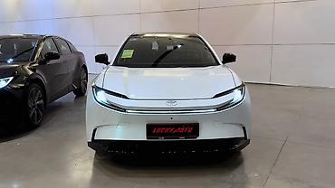 Toyota : 2026 г., Электромобиль at lalafo.kg Toyota : 2026 г., Электромобиль