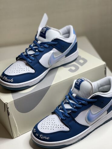 zhenskie krossovki reebok pump: The Born x Raised x Nike SB Dunk Low - стильные кроссовки, созданные в