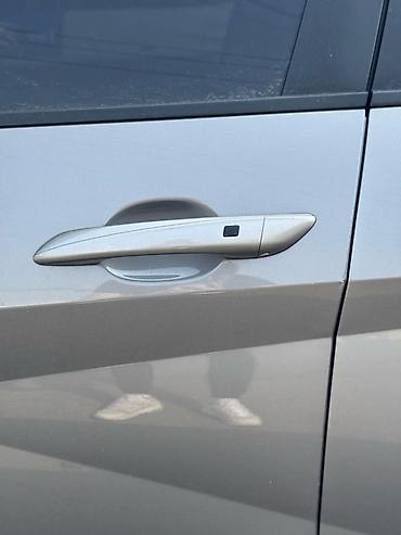 Hyundai: Hyundai Avante: 2020 г., Газ, Седан — 9