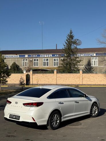 Hyundai: Hyundai Sonata: 2018 г., 2 л, Автомат, Газ, Седан — 7