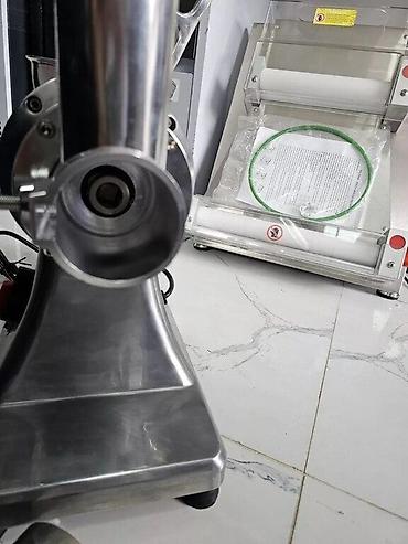 Мясорубки: Ətçəkən Pendir ve Ətçəkən maşın Model: CG22DM Güc 900 watt Volt — 2