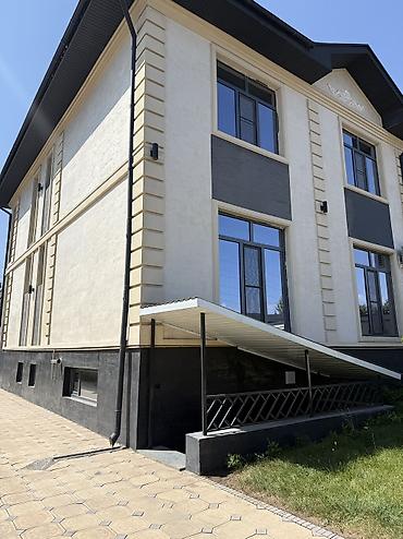 Үйлөр: 6 бөлмө, 242 м², 5 соток, Төмөнкү Ала-Арча, Кыймылсыз мүлк агенттиги — 7