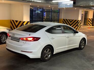 Hyundai: Hyundai Avante: 2018 г., 1.6 л, Автомат, Бензин, Седан