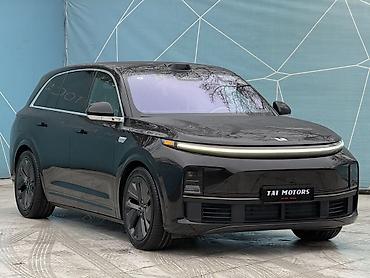 Lixiang: Lixiang L7: 2024 г., 1.5 л, Автомат, Гибрид, Внедорожник — 3