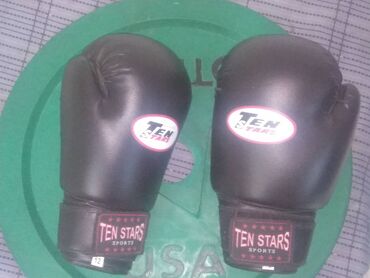 спортивный инвентарь в баку: Ten stars boks əlcəyi cəmi 1 ay istifadə olunub yeni kimidir ölçü 12