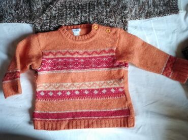 Paketi dečije odeće: Paket: Džemperi, Farmerke, Za dečake, uzrast: 9-12 meseci — 12