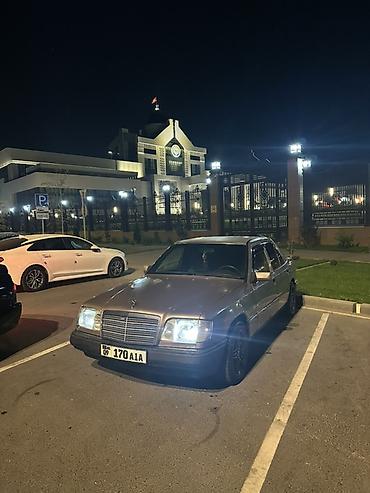 продаю сапог мерс: Mercedes-Benz W124: 1994 г., 3.2 л, Автомат, Бензин, Седан — 1