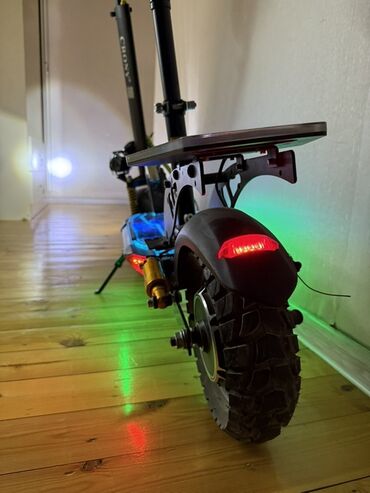 Elektrikli samokatlar: Elektrik samokat 10", 351 - 500 Vt, > 45 km/s — 10