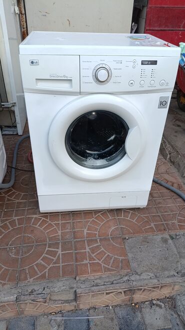 Ütülər və buxarlayıcılar: Paltaryuyan maşın LG, 6 kq, Avtomat, Qurutmasız, Kredit yoxdur