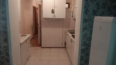 Uzunmüddətli kirayə mənzillər: Bileceride ploşada yaxin 300 nömreli mektebe yaxin 5/1 mertebesinde 2 — 5