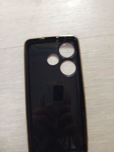 s8 plus чехол: Чехол для телефона в черном цвете с золотистой окантовкой обеспечивает