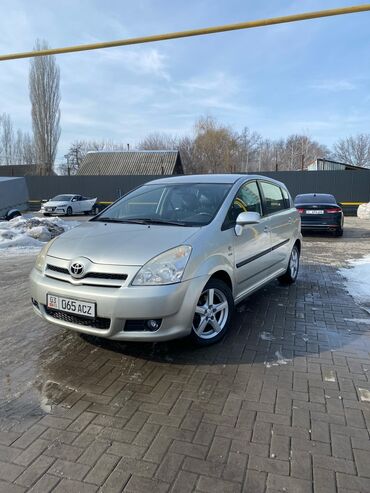 Toyota: Toyota Corolla Verso: 2004 г., 1.8 л, Робот, Бензин, Вэн/Минивэн