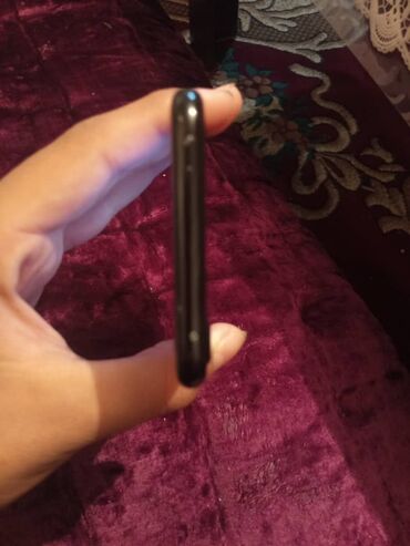 Apple iPhone: IPhone 7, Б/у, 128 ГБ, Jet Black, Чехол — 6