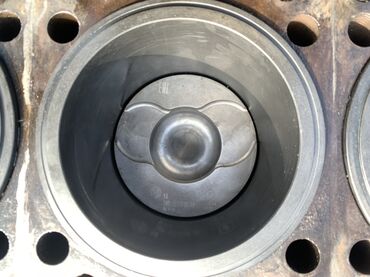 Грузовики: Грузовик, Камаз — 24