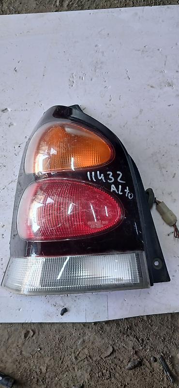задний стоп 124: Задний левый стоп-сигнал Suzuki 1999 г., Б/у, Оригинал, Япония — 1