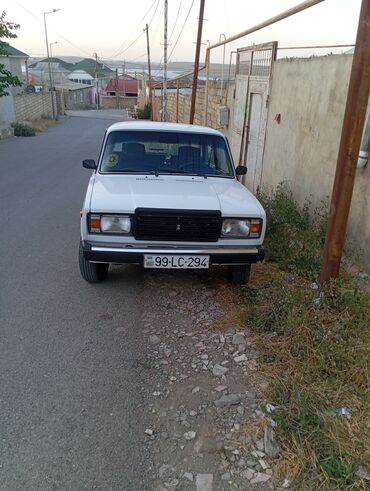 автозапчасти на гольф 3: VAZ (LADA) 2107: 1.6 l | 2005 il 37560 km Sedan