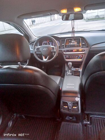 Hyundai: Hyundai Sonata: 2019 г., 2 л, Автомат, Газ, Седан — 17