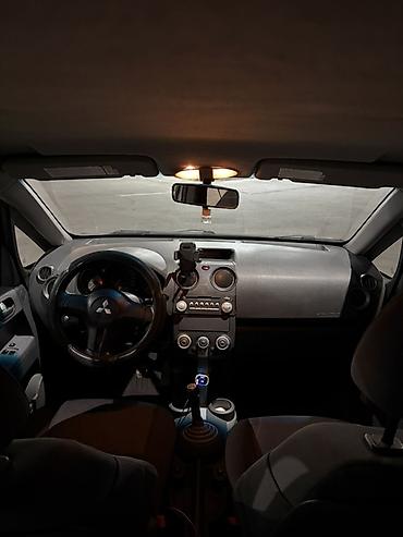 китайский мини гелик: Mitsubishi Colt: 2004 г., 1.3 л, Механика, Бензин, Хэтчбэк — 8
