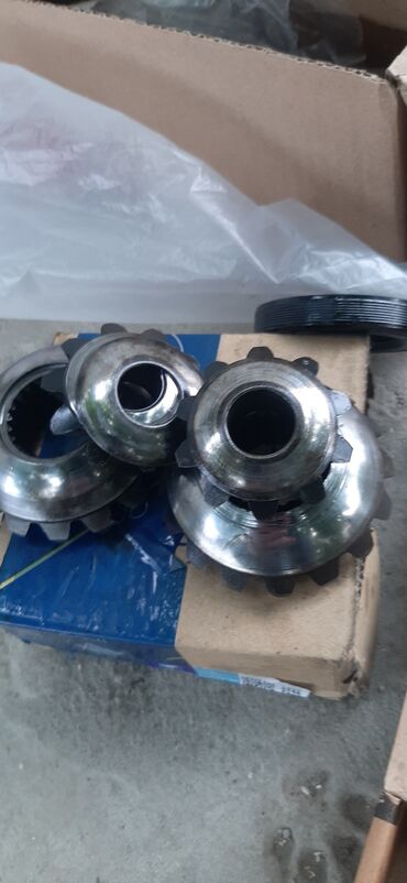 Digər sürət qutusu detalları: Iran Khodro AZSAMAND, 2006 il, İşlənmiş — 2