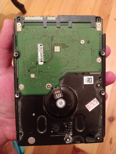 Kompüter ehtiyyat hissələri: SSD disk Seagate, 1 TB, İşlənmiş