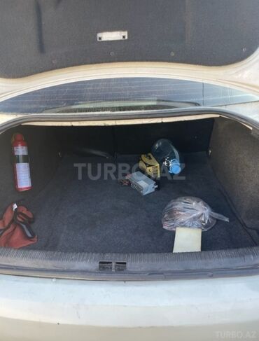 Volkswagen: Volkswagen Passat: 1.8 l | 1997 il Sedan — 10