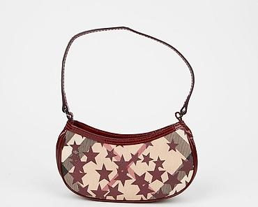 sumqayıtda canta: Şəkildəki məhsul məşhur lüks brend Burberry-yə məxsus Mini Supernova — 1