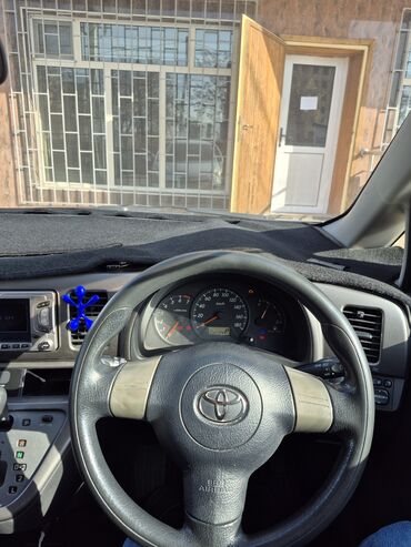 Toyota: Toyota WISH: 2003 г., 1.8 л, Автомат, Бензин, Универсал — 5