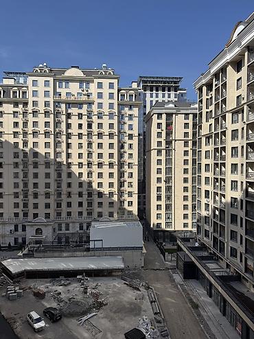 делаю: Продаю 2-х комнатную полноценную квартиру 70м2, Асанбай, рядом со — 2
