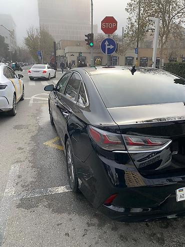 Hyundai: Hyundai Sonata sedan - Korpus rəngi: qara, xrom detallı iri ön — 5