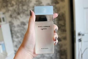 светло голубые: Холодный, свежий запах. Шикарный запах!!! Dolce & Gabbana ( DG — 5