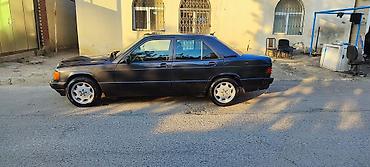 led panel: Mercedes-Benz 190 (W201) sedan - Ban növü: sedan, 4 qapı - Rəng: qara — 3